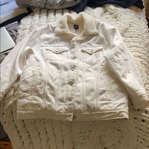 White Oversized Gap Sherpa Denim Jacket